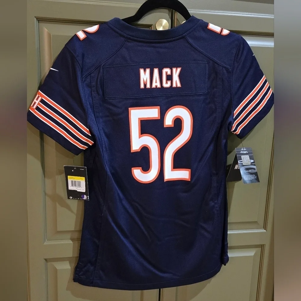 NWT Nike women's NFL Chicago Cubs Mack jersey